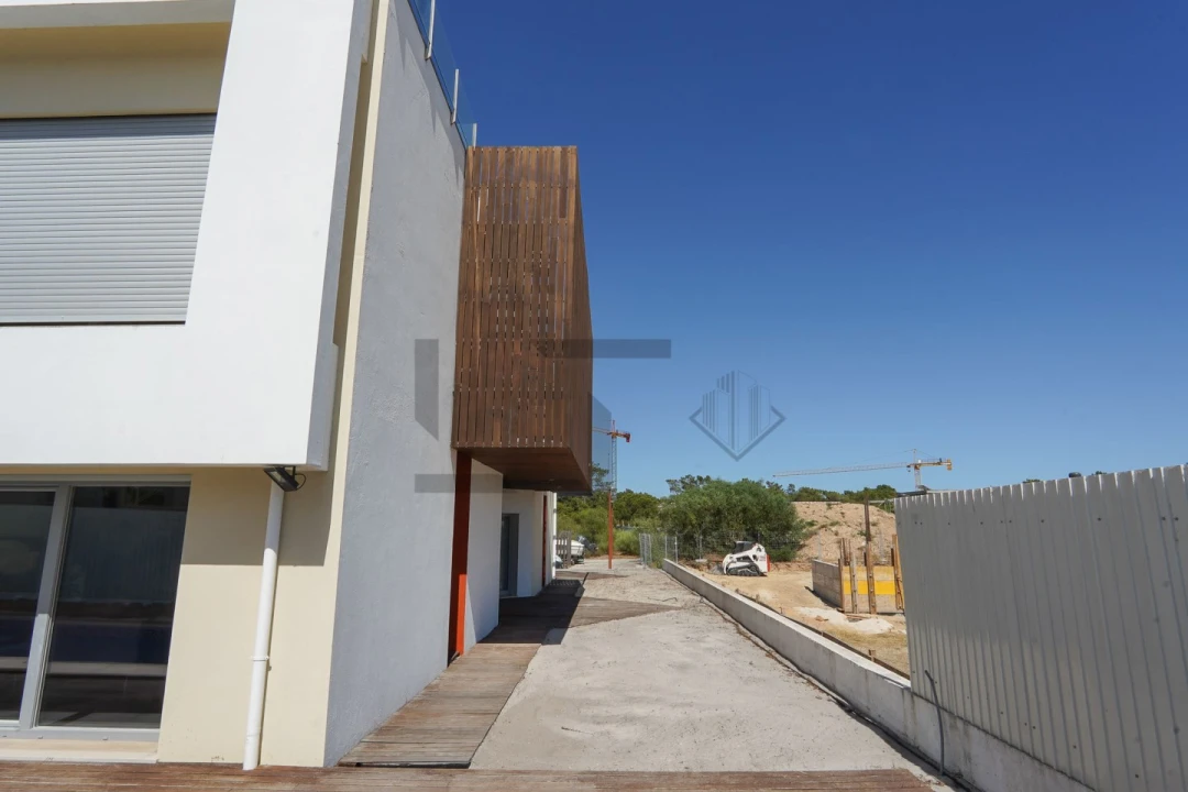 Moradia T4 para Venda em Carvalhal Foto 22