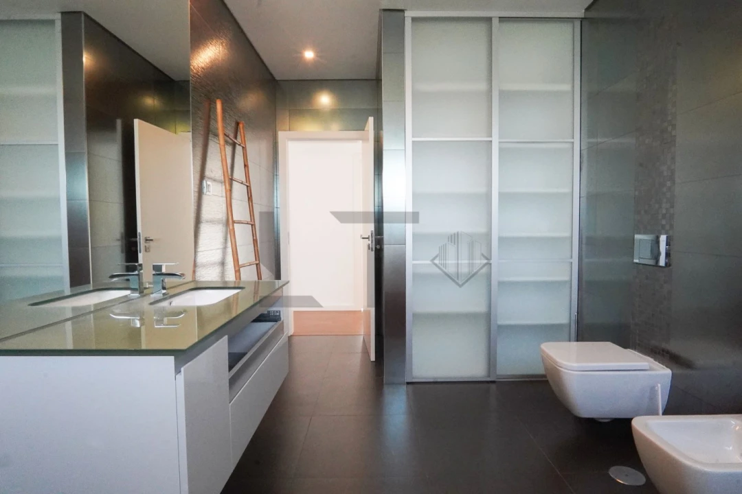 Moradia T4 para Venda em Carvalhal Foto 34