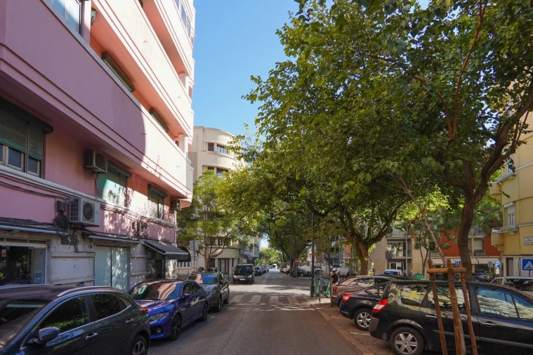 Apartamento T3 para Venda em Avenidas Novas Foto 3