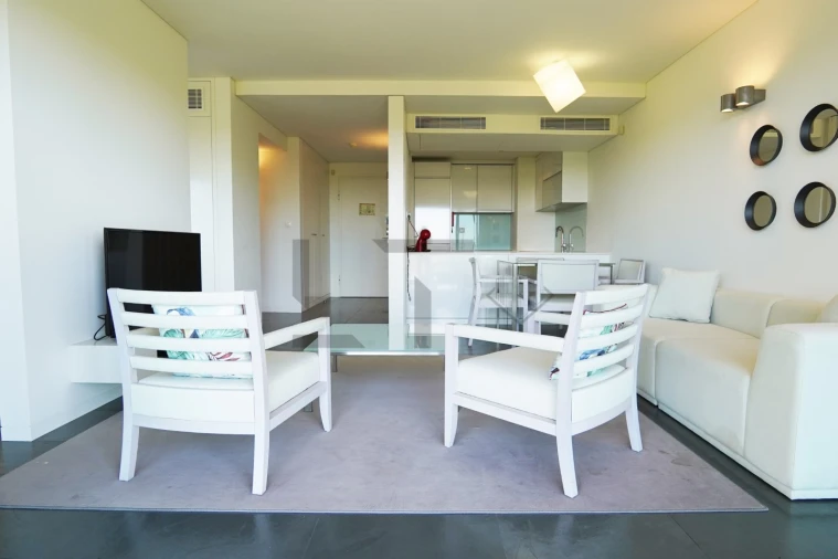 Apartamento T1 para Venda em Carvalhal Foto 12