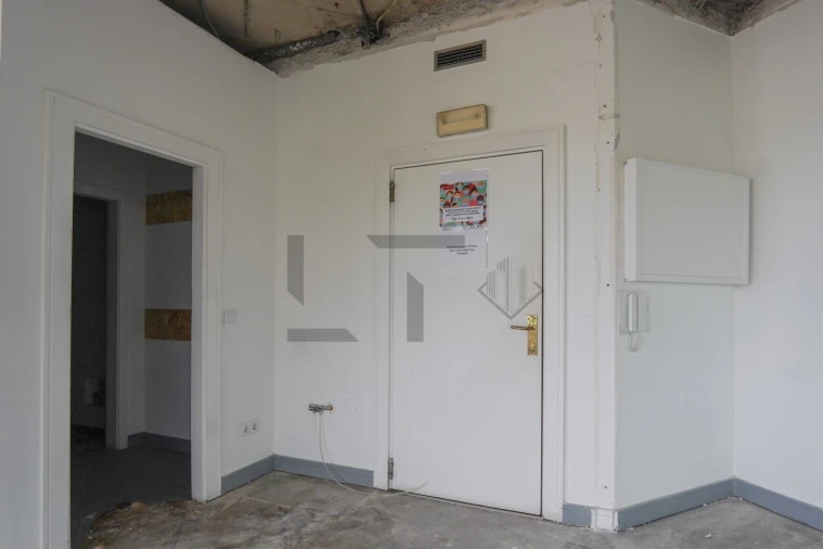 Escritório para Arrendamento em São Domingos de Benfica Foto 24