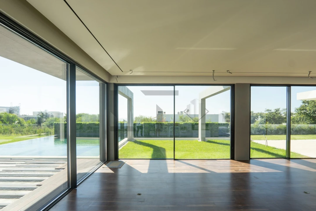 Moradia T3 para Venda em Porto Covo Foto 23