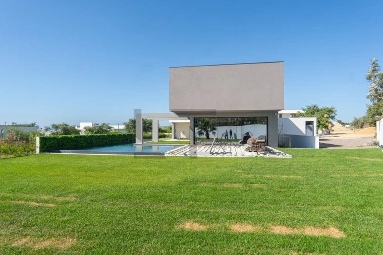 Moradia T3 para Venda em Porto Covo Foto 17