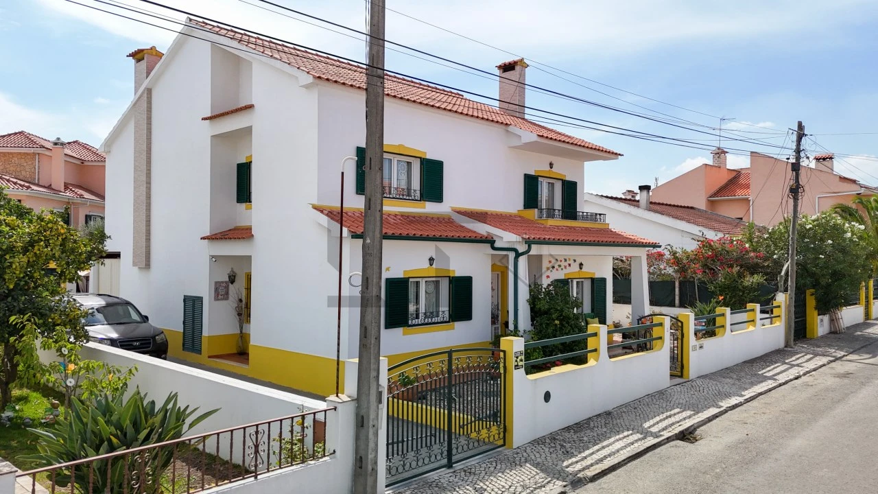 Moradia T5 para Venda em Palmela Foto 11