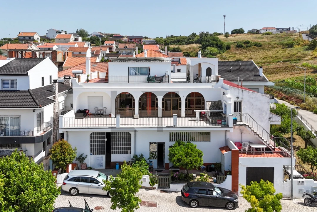 Moradia T7 para Venda em Caparica e Trafaria Foto 1