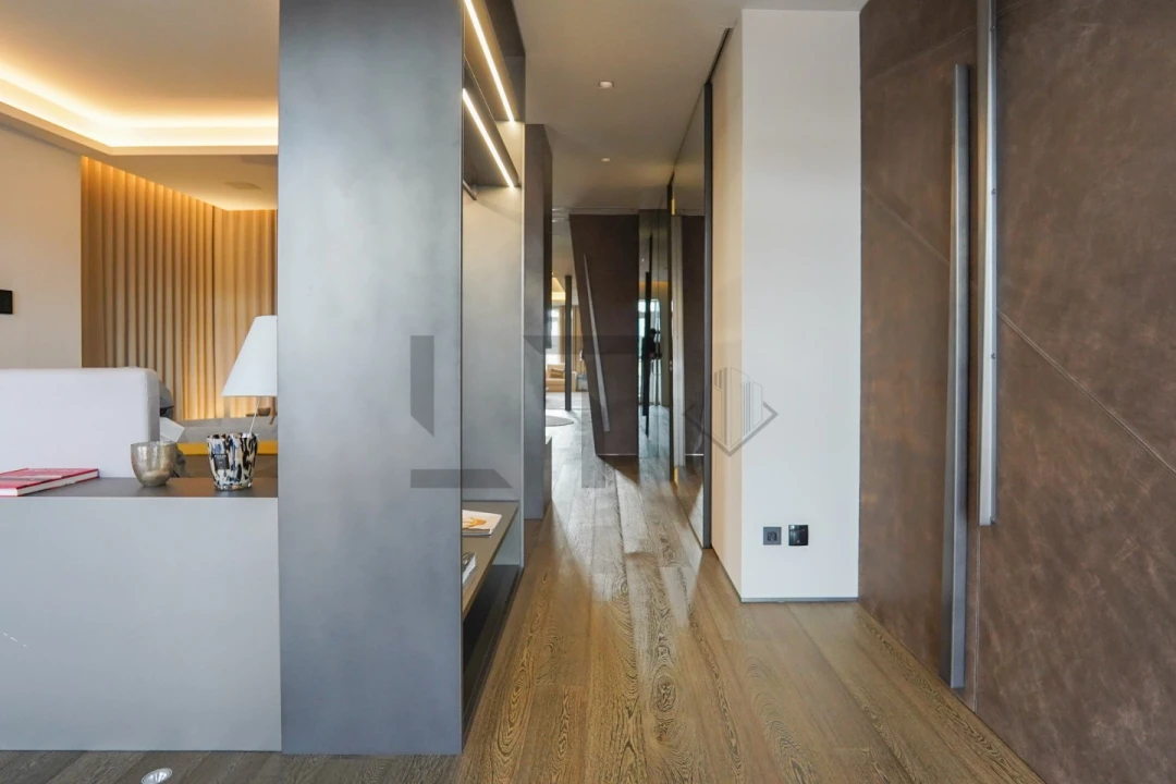 Apartamento T3 para Arrendamento em Santo António Foto 36