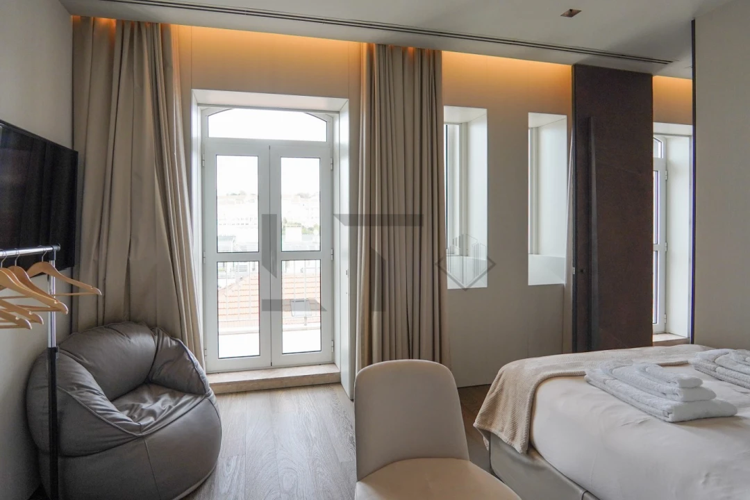 Apartamento T3 para Arrendamento em Santo António Foto 49