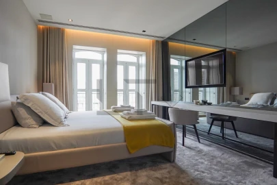 Apartamento T3 para Arrendamento em Santo António