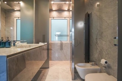 Apartamento T3 para Arrendamento em Santo António