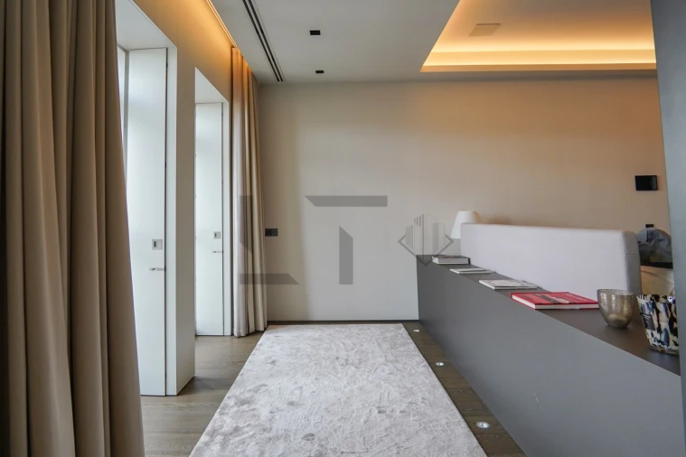Apartamento T3 para Arrendamento em Santo António Foto 35