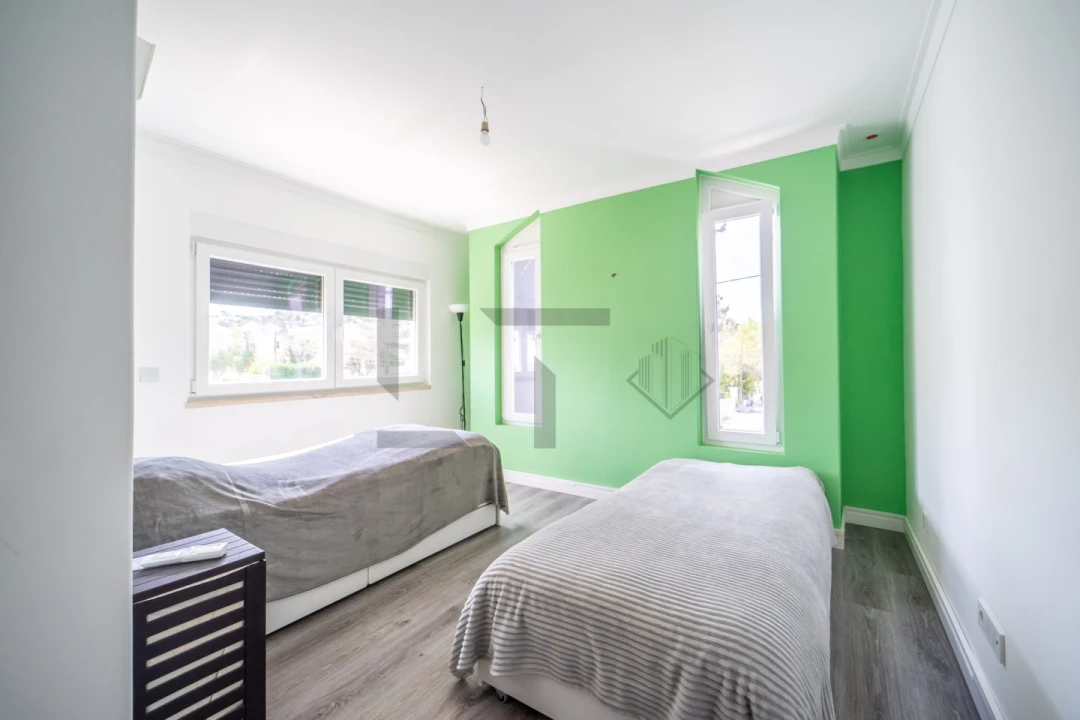 Moradia T6 para Venda em Corroios Foto 17