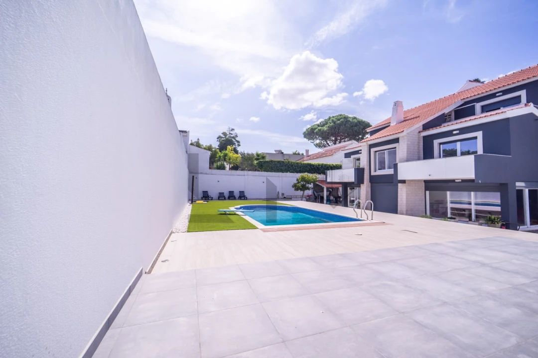 Moradia T6 para Venda em Corroios Foto 44