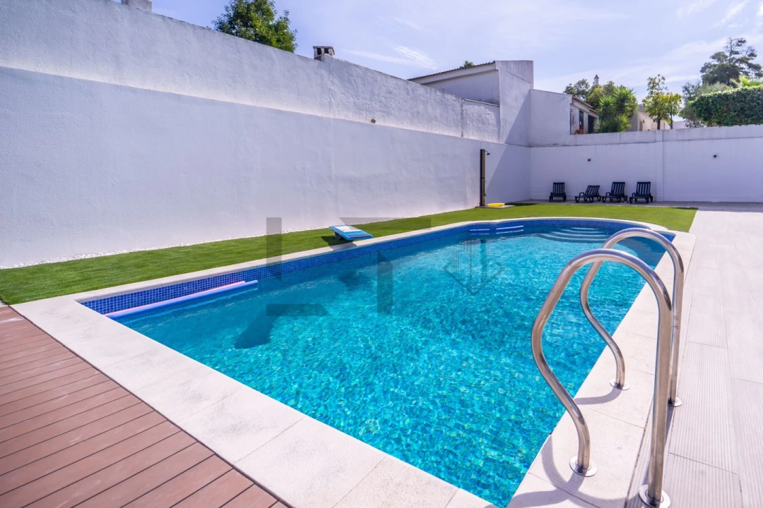 Moradia T6 para Venda em Corroios Foto 46