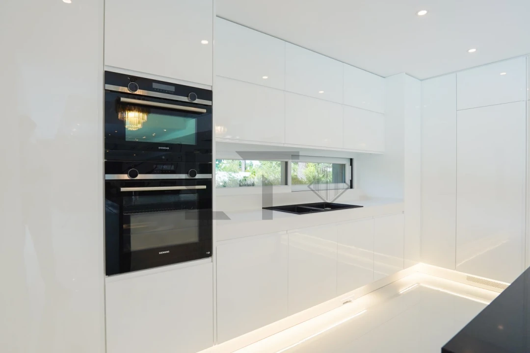 Moradia T4 para Arrendamento em Charneca de Caparica e Sobreda Foto 23