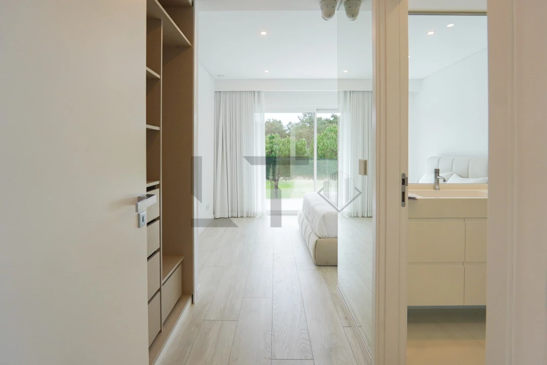 Moradia T4 para Arrendamento em Charneca de Caparica e Sobreda Foto 61