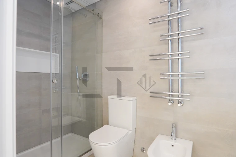 Moradia T4 para Arrendamento em Charneca de Caparica e Sobreda Foto 57