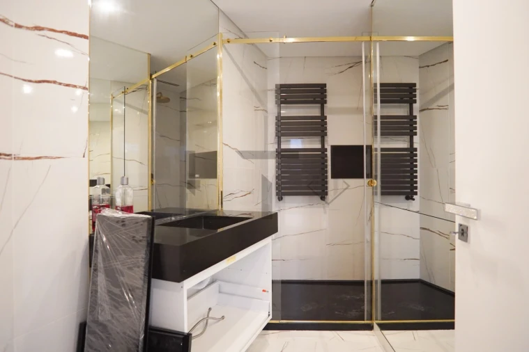 Moradia T4 para Arrendamento em Charneca de Caparica e Sobreda Foto 76