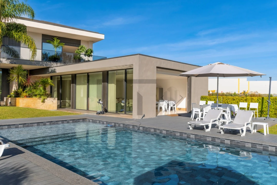 Moradia T7 para Venda em Ribeirão Foto 11