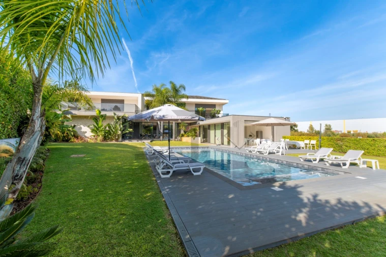 Moradia T7 para Venda em Ribeirão Foto 12