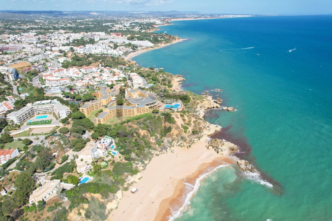 Apartamento T2 para Venda em Albufeira e Olhos de Água Foto 42