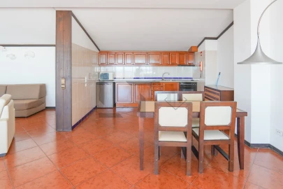 Apartamento T2 para Venda em Albufeira e Olhos de Água