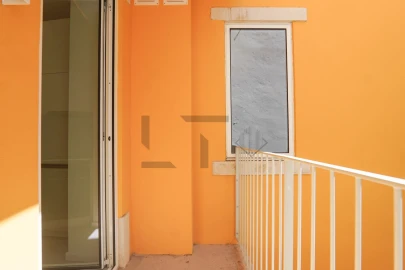 Apartamento T2 para Venda em São Domingos de Benfica