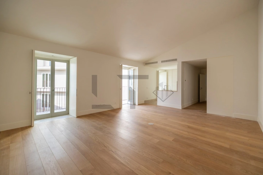 Apartamento T3 para Venda em Santo António Foto 7