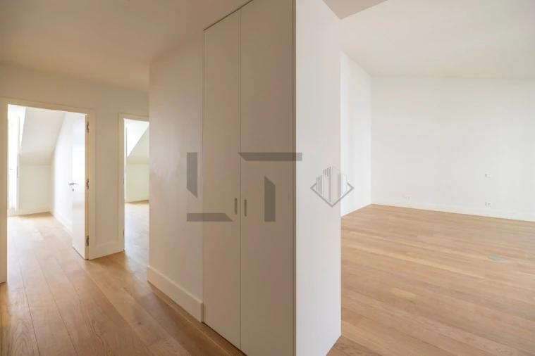Apartamento T3 para Venda em Santo António Foto 5