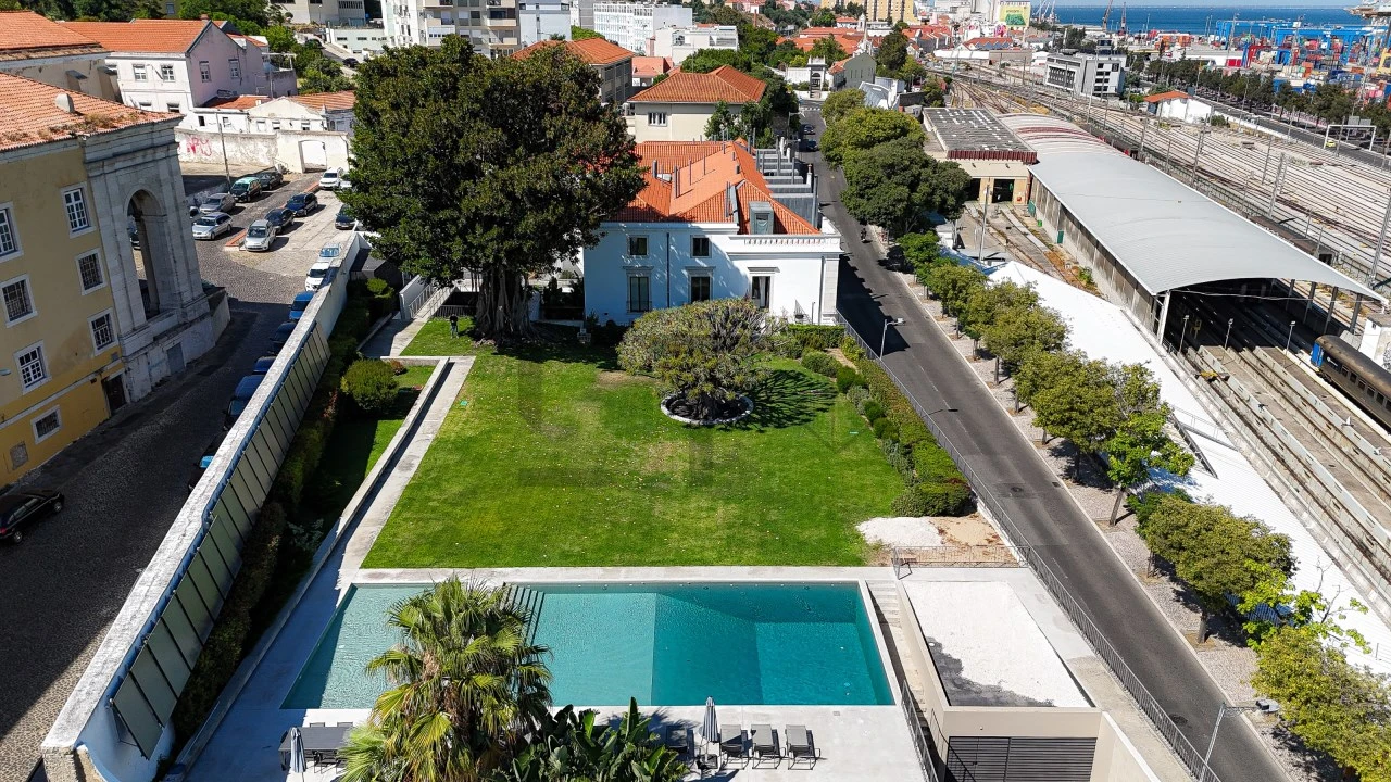 Apartamento T4 para Venda em Penha de França Foto 1