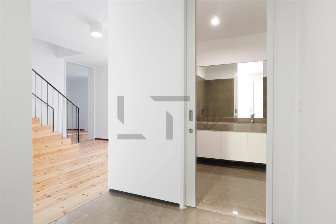 Apartamento T4 para Venda em Penha de França Foto 23
