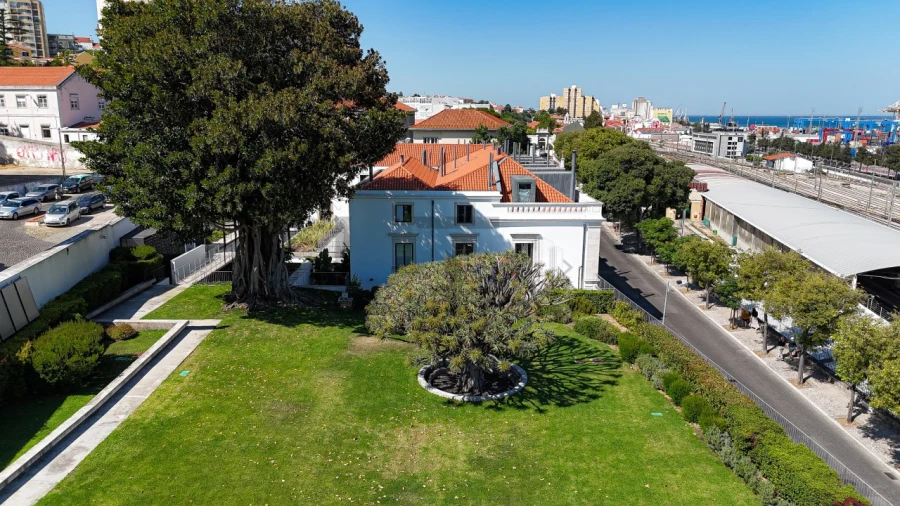 Apartamento T4 para Venda em Penha de França Foto 3