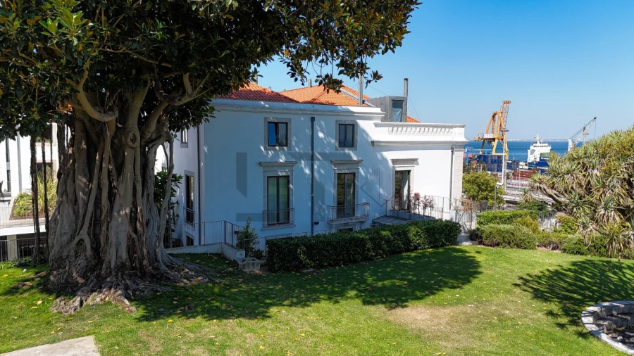 Apartamento T4 para Venda em Penha de França Foto 5