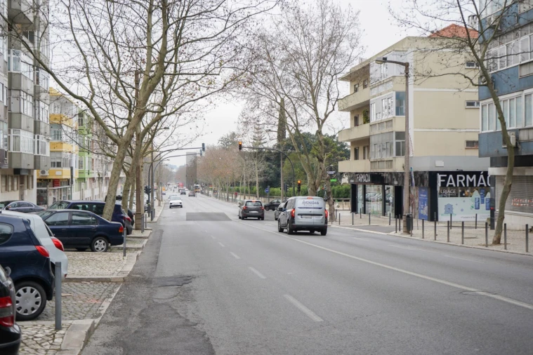Loja para Venda em Alvalade Foto 10