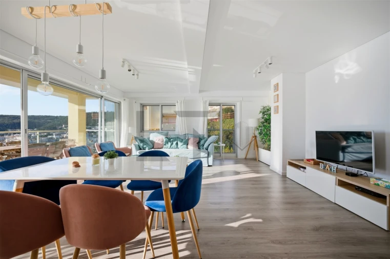 Apartamento T2 para Venda em Sesimbra (Santiago) Foto 9