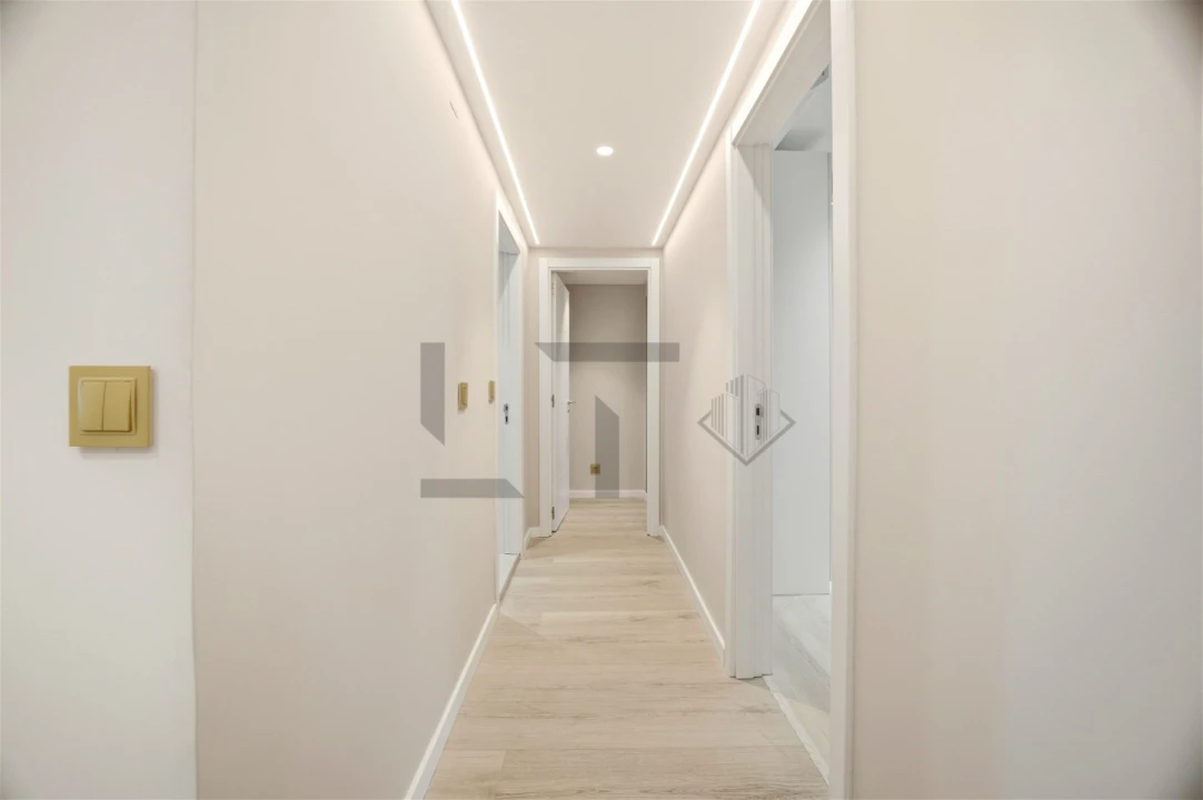 Apartamento T3 para Venda em São Vicente Foto 15