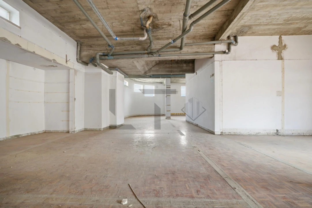 Loja para Arrendamento em Algés, Linda-A-Velha e Cruz Quebrada-Dafundo Foto 6