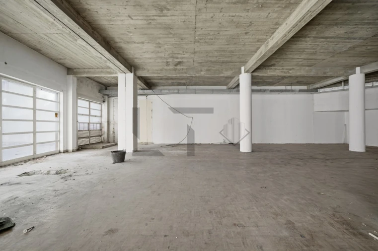 Loja para Arrendamento em Algés, Linda-A-Velha e Cruz Quebrada-Dafundo Foto 14