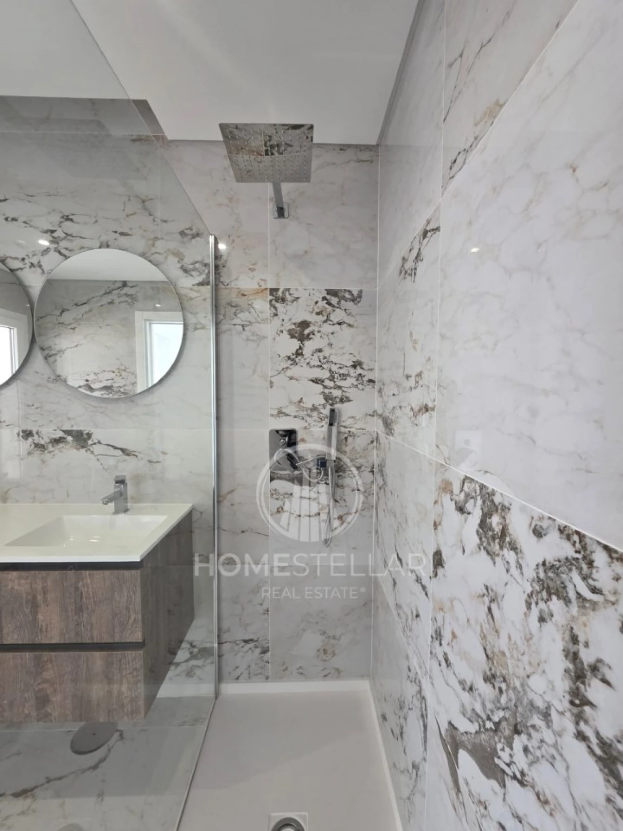 Moradia T4 para Venda em Fernao Ferro Foto 39