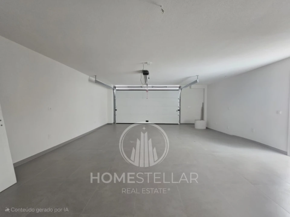 Moradia T4 para Venda em Fernao Ferro Foto 44