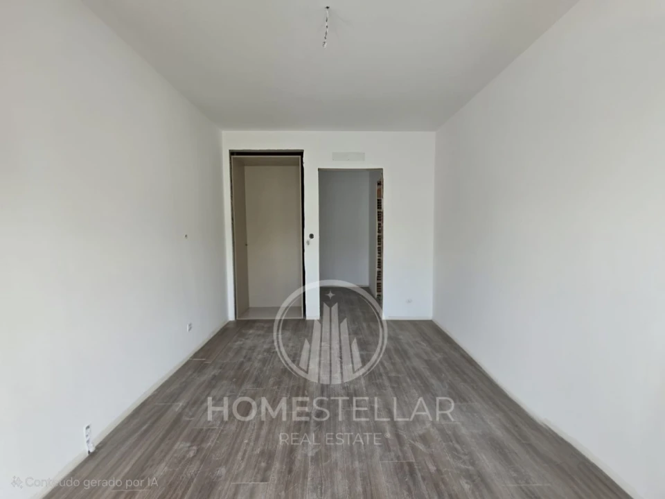 Apartamento T3 para Venda em Corroios Foto 13