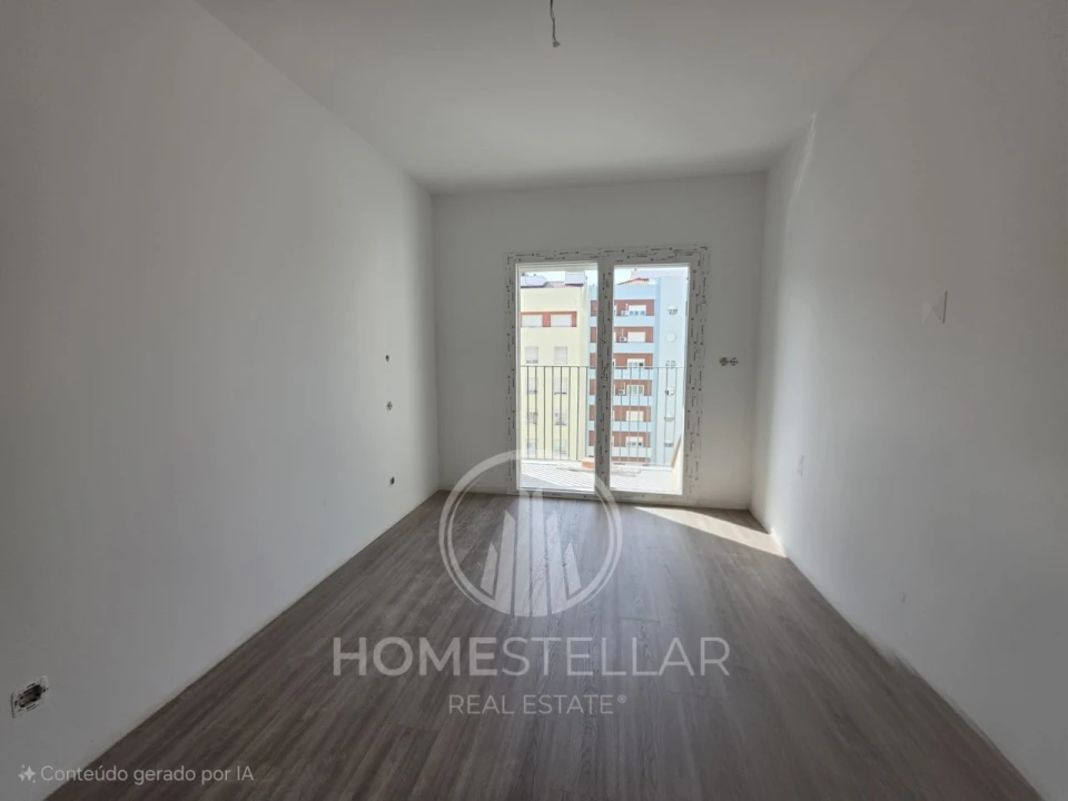 Apartamento T3 para Venda em Corroios Foto 14