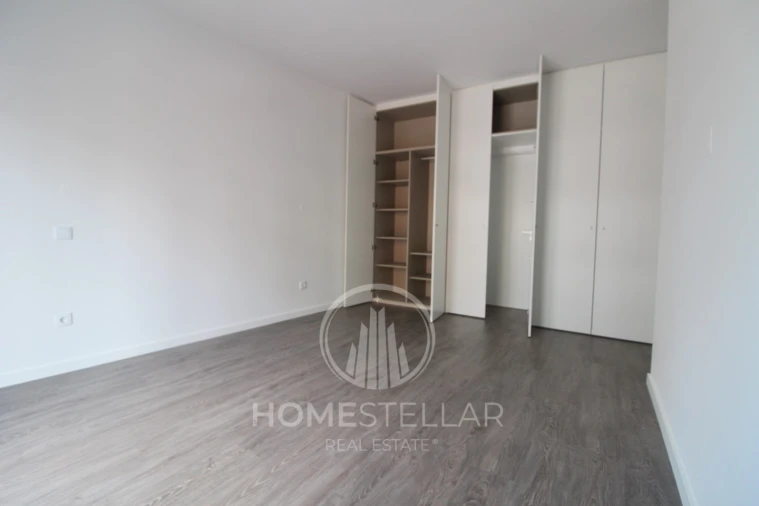 Apartamento T3 para Venda em Corroios Foto 13