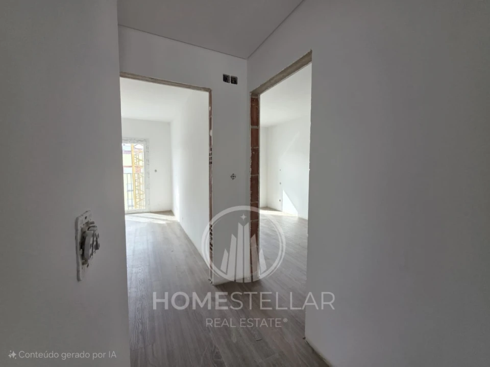 Apartamento T2 para Venda em Corroios Foto 6