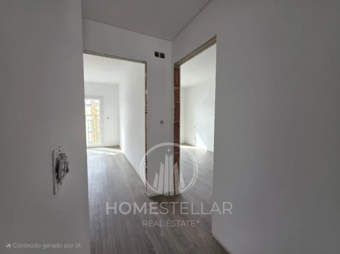 Apartamento T2 para Venda em Corroios Foto 6