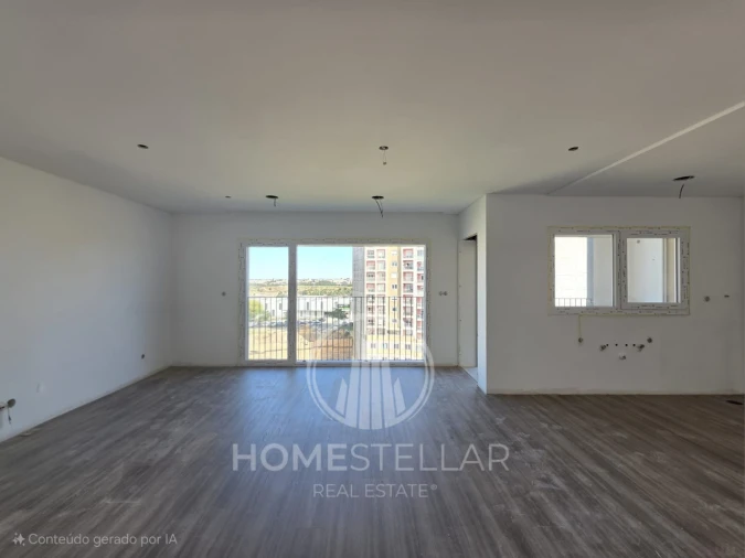 Apartamento T3 para Venda em Corroios Foto 1