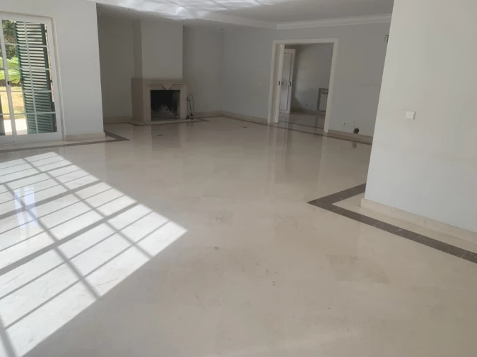 Moradia T6 para Venda em Cascais e Estoril Foto 3