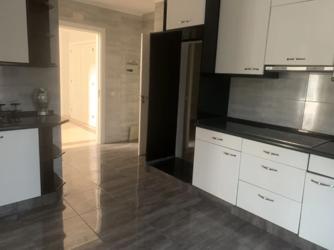 Moradia T6 para Venda em Cascais e Estoril Foto 6