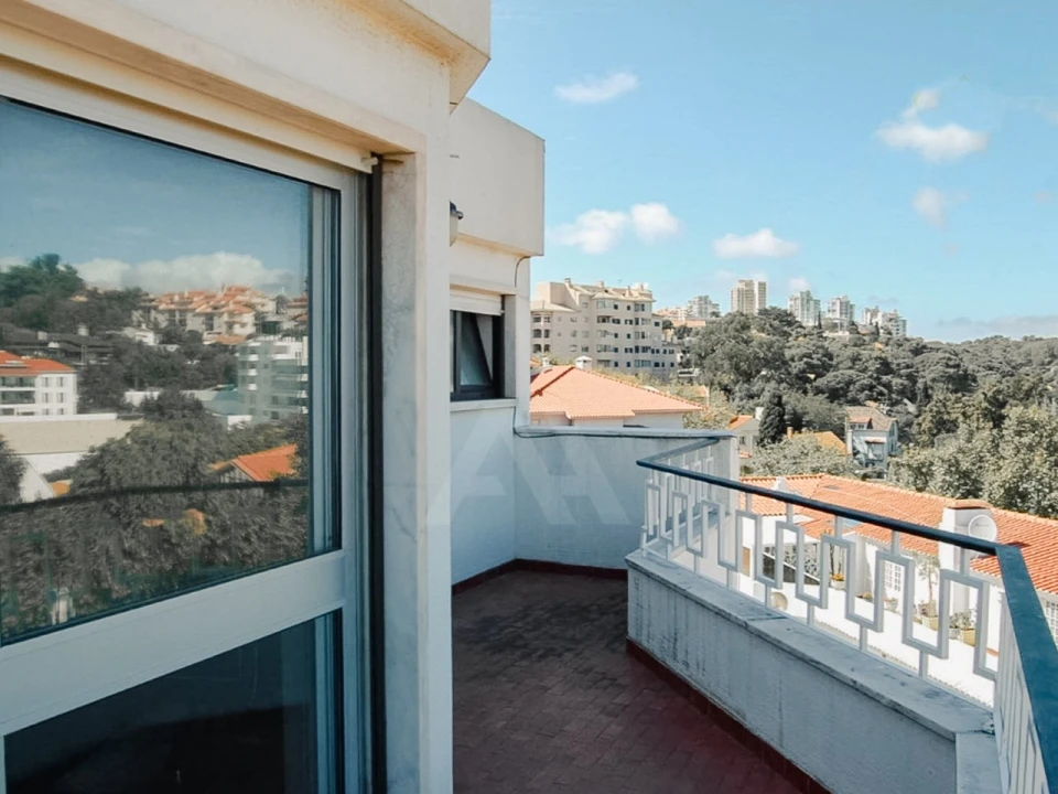 Apartamento T4 para Venda em Cascais e Estoril Foto 4
