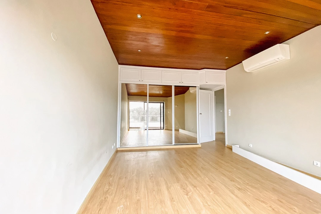 Apartamento T4 para Venda em Cascais e Estoril Foto 20