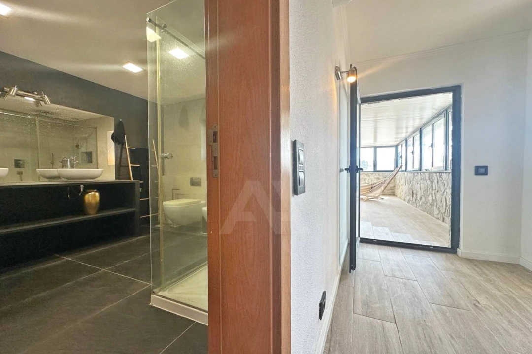 Moradia T3 para Arrendamento em Alcabideche Foto 26